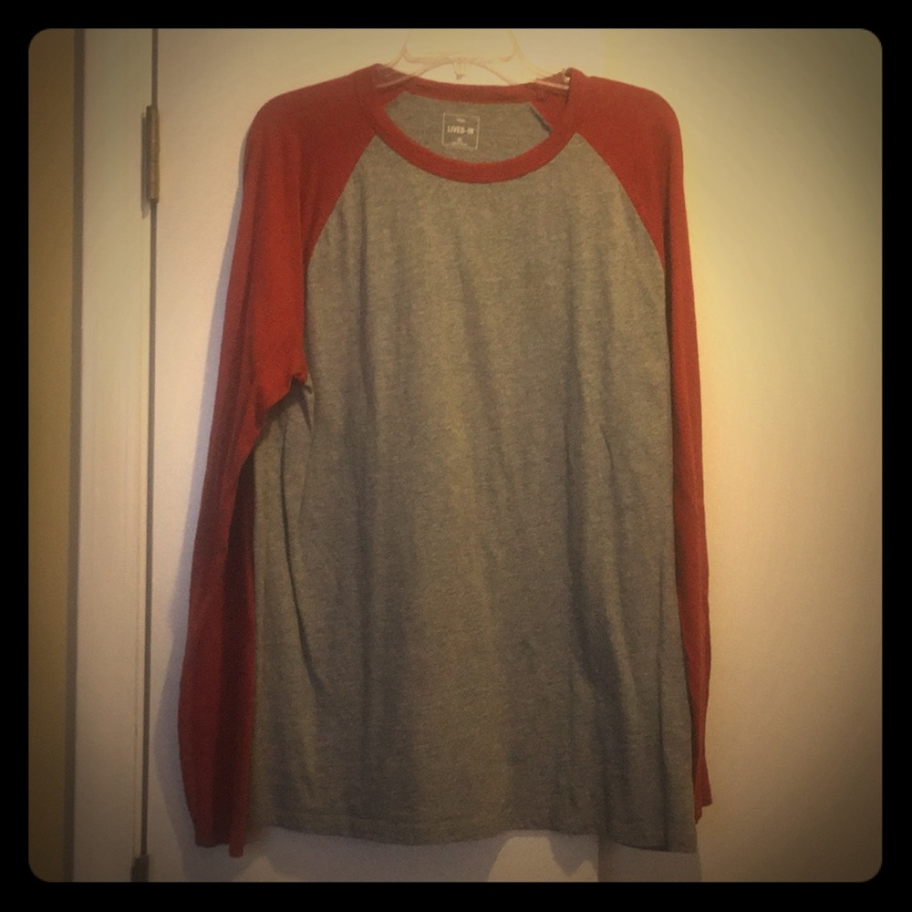 GAP Long Sleeve Tee!